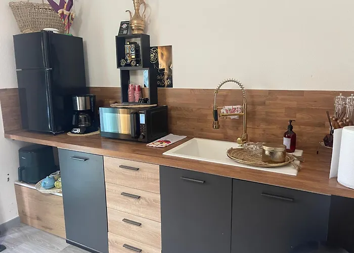 Maison Donasete Amities Et Familiaux *